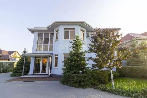 Дом в Тюменская область, Тюмень проезд 5-й Губернский (190 м)