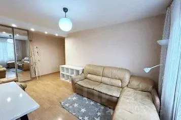 3-к кв. Мурманская область, Мурманск ул. Старостина, 7 (60.0 м)