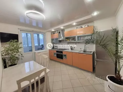 4-к кв. Кировская область, Киров ул. Орджоникидзе, 2А (88.9 м)