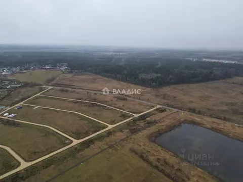 Участок в Ленинградская область, Гатчинский муниципальный округ, д. ...