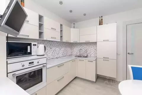 2-к кв. Тюменская область, Тюмень Широтная ул., 96к1 (60.0 м)