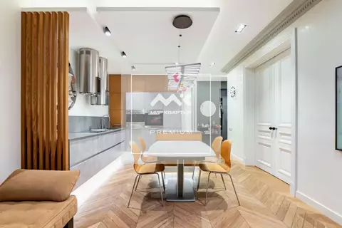 2-к кв. Санкт-Петербург Приморский просп., 52К1 (82.7 м)