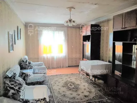 Дом в Волгоградская область, Дубовский район, с. Малая Ивановка ул. ...