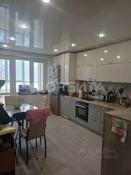 3-к кв. Тюменская область, Тюмень ул. Федюнинского, 60 (86.9 м)