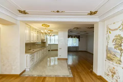 2-к кв. Тюменская область, Тюмень ул. Водников, 12/1 (66.2 м)