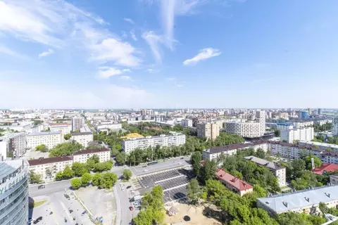 2-к кв. Тюменская область, Тюмень ул. Николая Машарова, 2 (74.9 м)