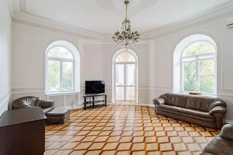 4-к кв. Москва Тверской бул., 19 (150.0 м)