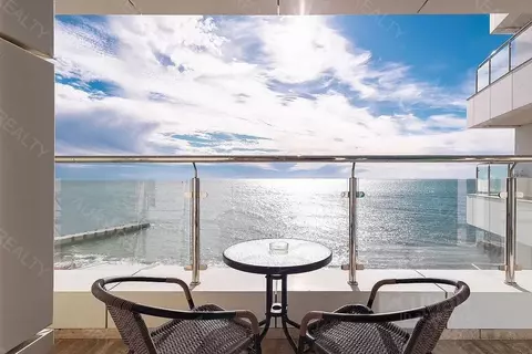 1-к кв. Краснодарский край, Сочи ул. Черноморская, 13Г (46.0 м)