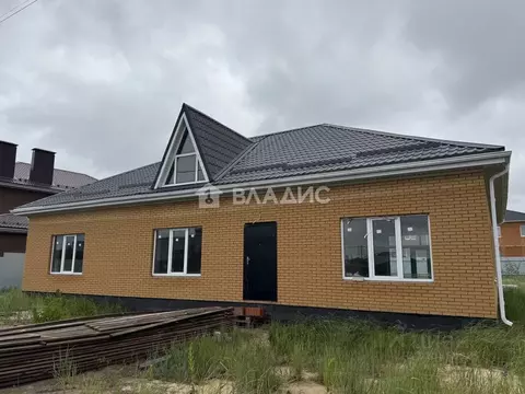 Дом в Воронежская область, Рамонский район, Новоживотинновское с/пос, ...