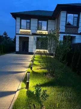 Коттедж в Московская область, Красногорск городской округ, Нахабино ...