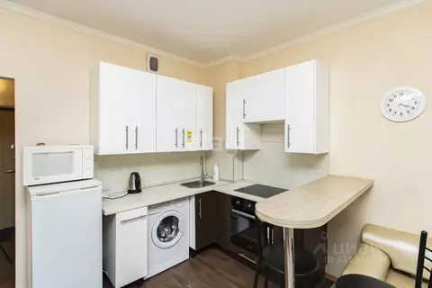 Студия Тюменская область, Тюмень ул. 50 лет ВЛКСМ, 19 (29.0 м)