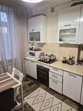 3-к кв. Санкт-Петербург пос. Стрельна, Вокзальная ул., 2а (66.1 м)