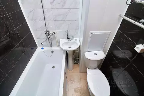 Студия Тюменская область, Тюмень ул. Судостроителей, 38 (12.5 м)