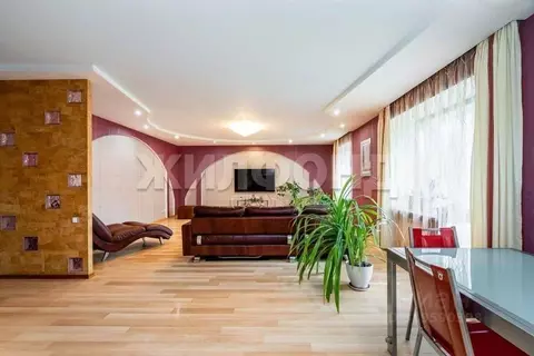 3-к кв. Томская область, Томск Тверская ул., 81 (106.6 м)