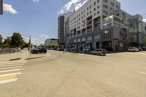 Помещение свободного назначения в Тюменская область, Тюмень ул. ...