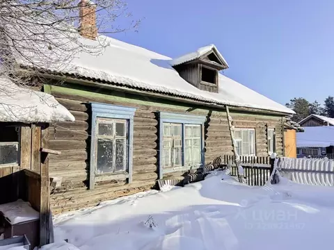 Дом в Иркутская область, Иркутский муниципальный округ, д. Новолисиха ...