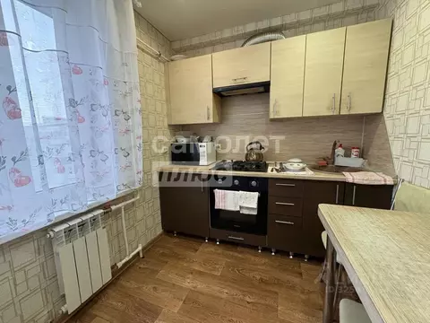 4-к кв. Самарская область, Сызрань просп. Гагарина, 45 (60.0 м)