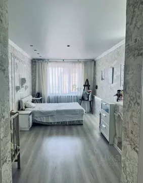 2-к кв. Краснодарский край, Ейск ул. Калинина, 73/4 (81.1 м)