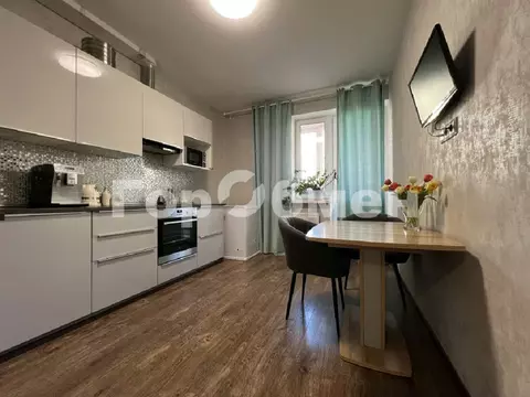 Продается 2-комнатная квартира