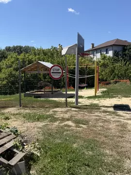 Дом в Волгоградская область, Волгоград Черноморская ул., 1 (228 м)