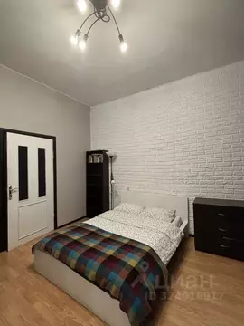 Комната Санкт-Петербург 10-я Васильевского острова линия, 9