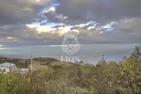 Участок в Крым, Алушта муниципальный округ, с. Малый Маяк ул. ...