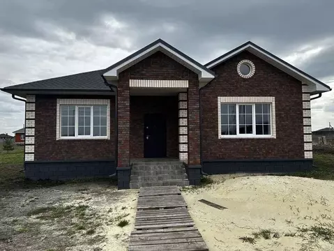 Дом в Белгородская область, Белгородский район, с. Стрелецкое ул. ...