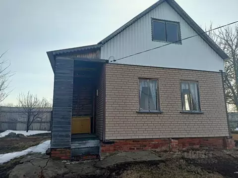 Дом в Курская область, Золотухинский район, Дмитриевский сельсовет, д. ...