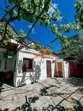 Дом в Крым, Феодосия ул. Автобусная, 3/3 (75 м)