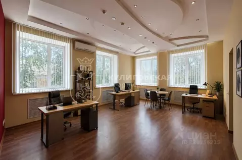 Офис в Свердловская область, Екатеринбург ул. Искровцев, 40 (83 м)