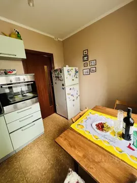 3-к кв. Крым, Симферополь ул. Куйбышева, 19 (80.0 м)