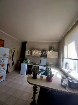 Дом в Ростовская область, Ростов-на-Дону Дневная ул., 103 (240 м)