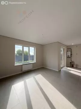 Дом в Новотитаровская, улица Луначарского, 387 (85 м)