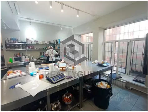 Торговая площадь в Москва 2-я Брестская ул., 9С1 (98 м)