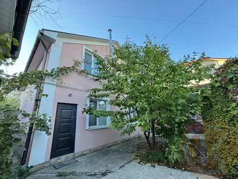 Дом в Крым, Симферополь ул. Молодых Подпольщиков, 107 (246 м)