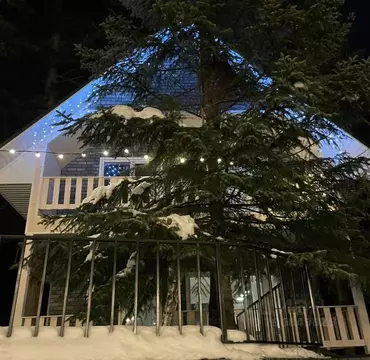 Дом в Карачаево-Черкесия, Зеленчукский район, с. Архыз  (175 м)