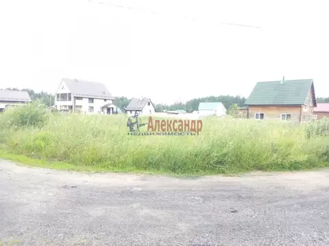 Участок в Ленинградская область, Приозерский район, Раздольевское ...