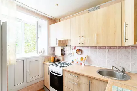 1-к кв. Омская область, Омск Городок Нефтяников мкр, ул. 50 лет ...