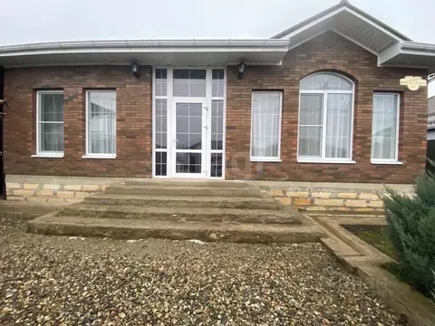 Дом в Ставропольский край, Михайловск Шпаковский район, ул. Сергея ...