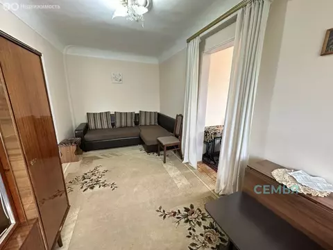 2-комнатная квартира: Владикавказ, проспект Коста, 19 (38 м)