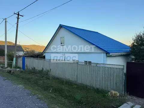 Дом в Краснодарский край, Крымский район, Нижнебаканская ст-ца ул. ...