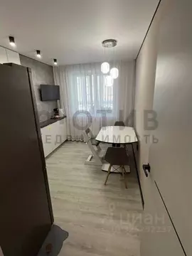 2-к кв. Тюменская область, Тюмень ул. Лесопарковая, 9 (70.0 м)