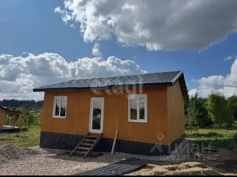 Дом в Пермский край, Пермский муниципальный округ, д. Ежи ул. Зеленая, ...