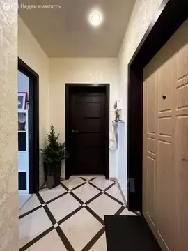 3-комнатная квартира: Тюмень, микрорайон Антипино, Изумрудная улица, ...