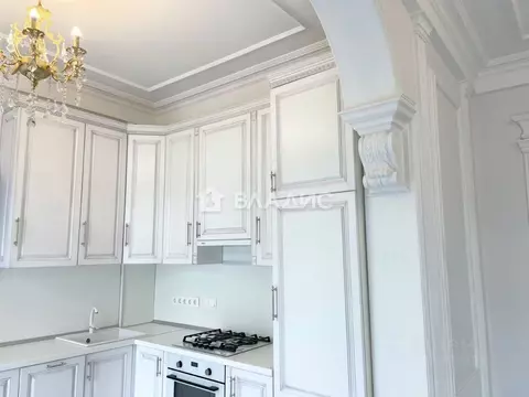 2-к кв. Москва Большая Садовая ул., 1 (56.1 м)