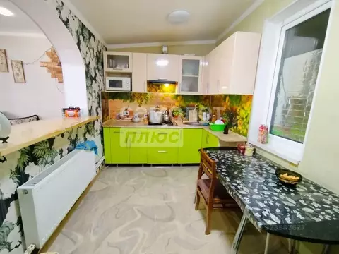 Дом в Краснодарский край, Абинск ул. Королева (120 м)