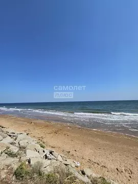 Участок в Крым, Ленинский район, Войковское с/пос, с. Курортное ул. ...