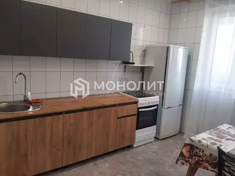 3-к кв. Белгородская область, Старый Оскол Степной мкр, 18 (98.0 м)