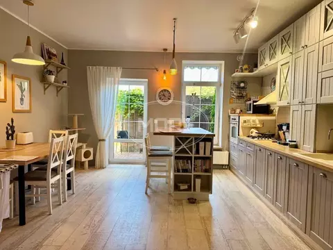 Таунхаус в Калининградская область, Калининград пер. Ломоносова, 5М ...