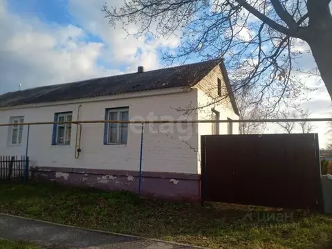 Дом в Белгородская область, Чернянский район, Русскохаланское с/пос, ...